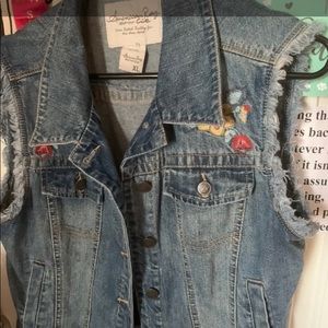 American rag jean vest size XL
